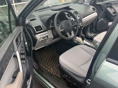 Used 2018 Subaru Forester 2.5i Premium w/ All-Weather Package AWD/4WD image 4