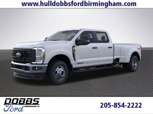 New 2026 Ford F350 4x4 Crew Cab DRW Super Duty image 1