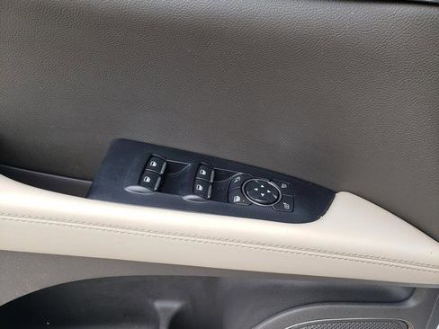 Used 2022 Lincoln Nautilus Reserve image 21