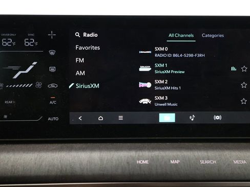 Used 2024 Kia EV9 Wind image 17