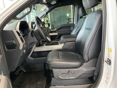 Used 2022 Ford F350 Lariat w/ Chrome Package AWD/4WD image 6
