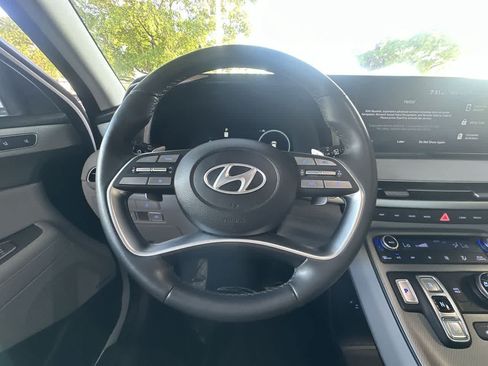 Used 2023 Hyundai Palisade SEL AWD/4WD image 15