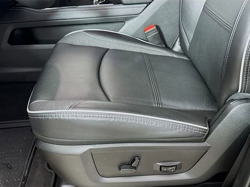 Used 2025 RAM 3500 Limited image 24