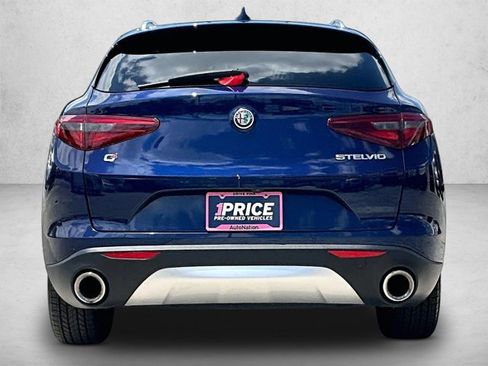 Used 2018 Alfa Romeo Stelvio Sport w/ Cold Weather Package image 4