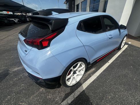 Used 2020 Hyundai Veloster N w/ Performance Package FWD image 5