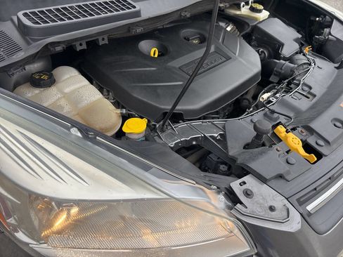 Used 2014 Ford Escape SE image 39