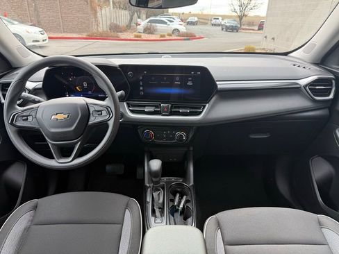 Used 2024 Chevrolet TrailBlazer LT image 13