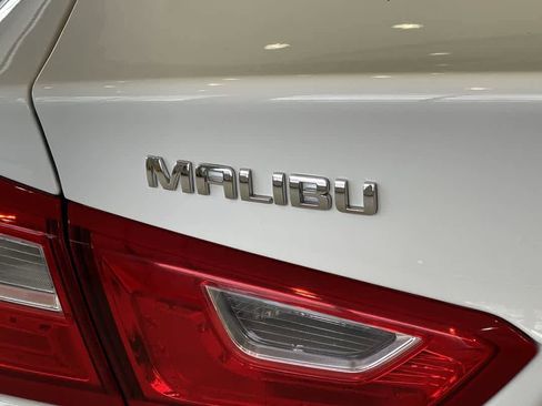 Used 2023 Chevrolet Malibu LT image 11