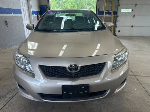 Used 2010 Toyota Corolla FWD image 2