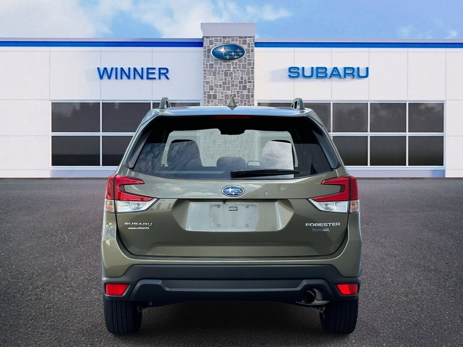 Used 2022 Subaru Forester Premium AWD/4WD image 4