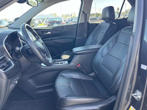 Used 2022 Chevrolet Equinox Premier image 19