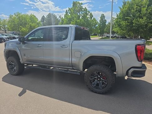 Used 2024 GMC Sierra 1500 AT4 w/ Technology Package AWD/4WD image 5