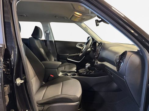 Certified 2023 Kia Soul S FWD image 26