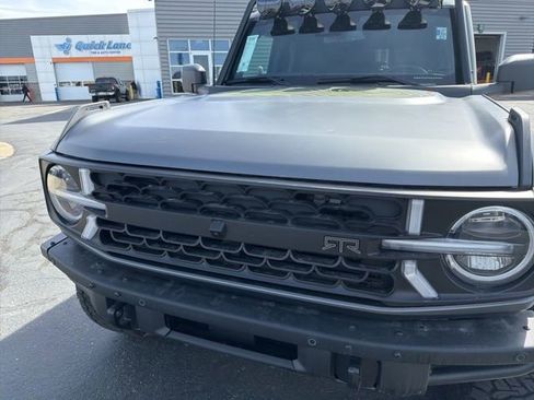 New 2025 Ford Bronco Badlands image 61