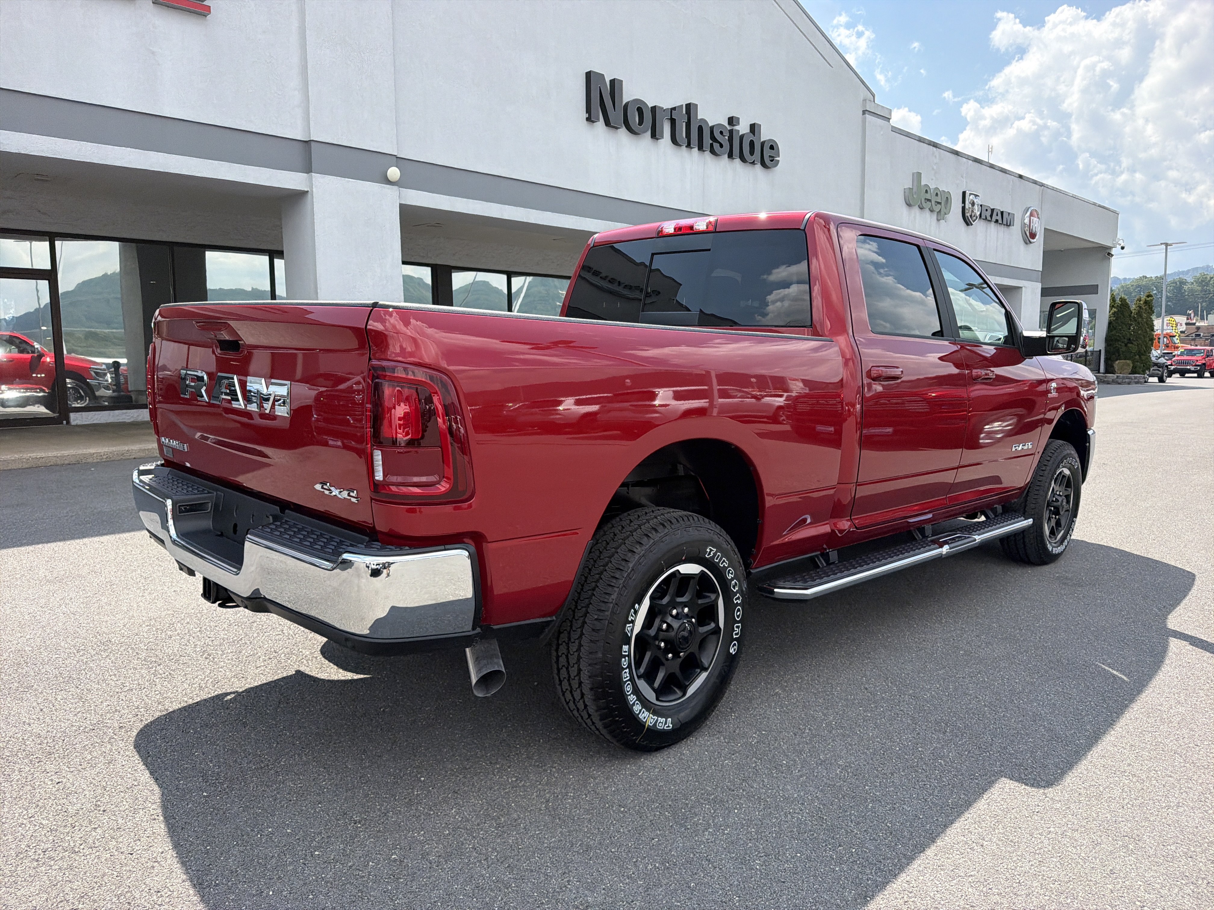 New 2027 RAM 2500 Laramie AWD/4WD image 6