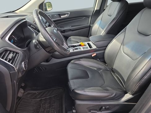 Used 2021 Ford Edge Titanium AWD/4WD image 11