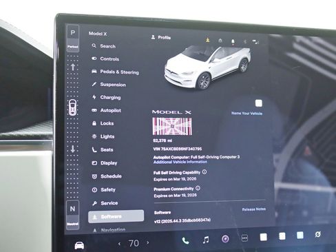 Used 2022 Tesla Model X Plaid image 27