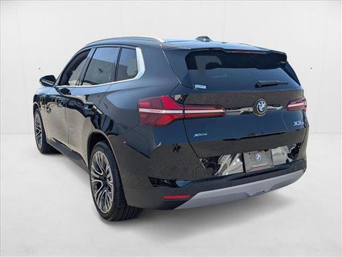 Used 2025 BMW X3 xDrive30i w/ Premium Package image 8