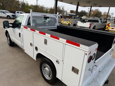 Used 2014 Ford F250 XL image 11