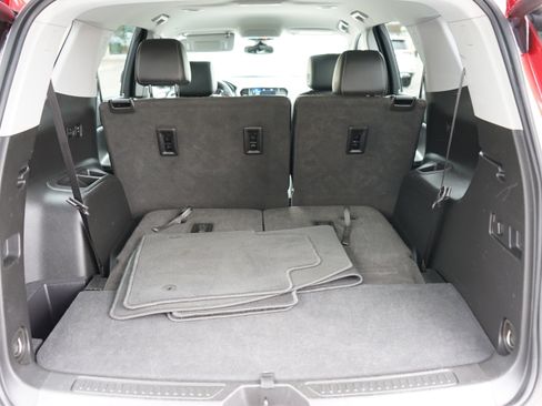 Used 2023 GMC Acadia SLT image 15