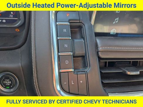 Used 2023 Chevrolet Suburban LT w/ Luxury Package RWD image 25