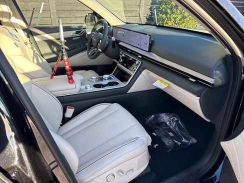 New 2026 Genesis GV80 3.5T Advanced image 12