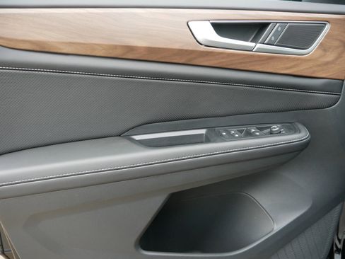 New 2026 Volkswagen Atlas SE image 5