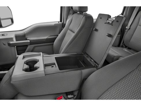 Used 2019 Ford F250 XLT w/ XLT Premium Package AWD/4WD image 9