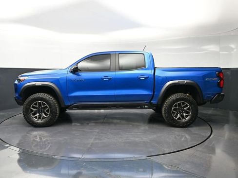 Used 2024 Chevrolet Colorado ZR2 w/ Technology Package image 9