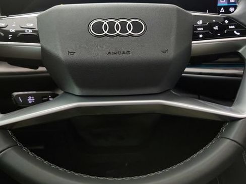 Used 2025 Audi Q5 Premium Plus w/ Premium Plus AWD/4WD image 76