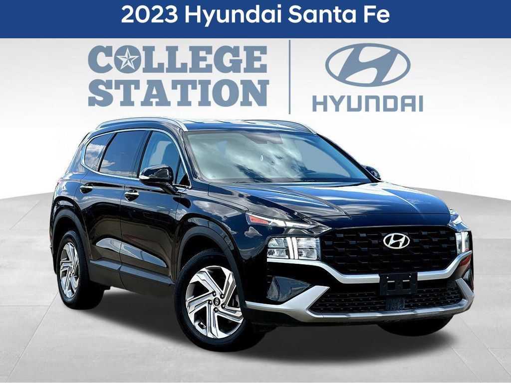 Used 2023 Hyundai Santa Fe SEL FWD image 3