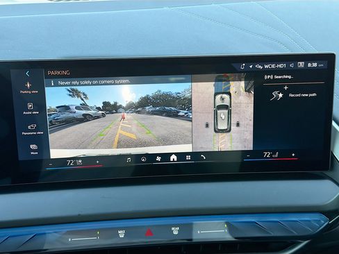 Used 2025 BMW X3 xDrive30i AWD/4WD image 32