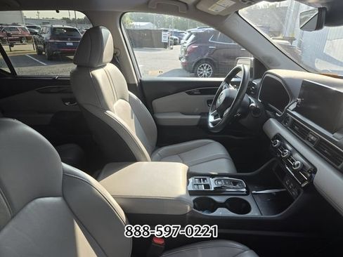 Used 2024 Honda Pilot EX-L image 9