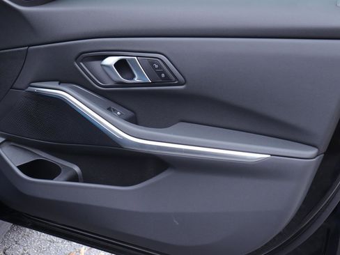 Used 2026 BMW 330i Sedan w/ M Sport Package image 16