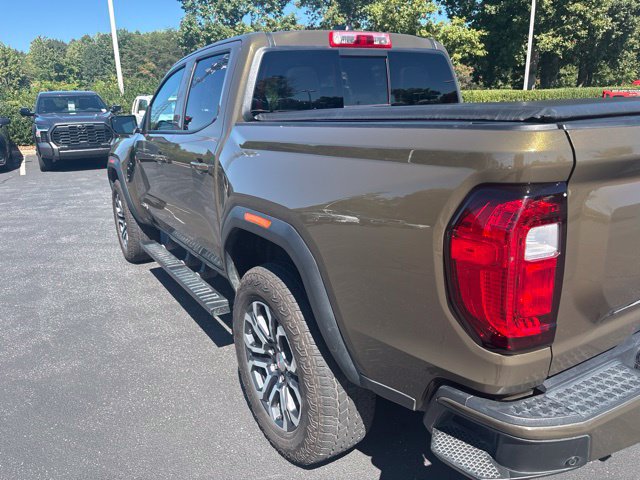 Used 2023 GMC Canyon AT4 w/ AT4 Premium Package AWD/4WD image 9