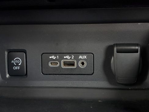 Used 2024 Nissan Sentra SV FWD image 26