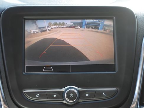 Used 2022 Chevrolet Equinox LT image 24