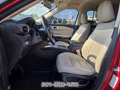 Used 2021 Ford Explorer Limited w/ Equipment Group 301A RWD image 9