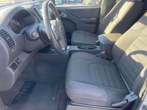 Used 2021 Nissan Frontier S image 5