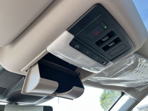 New 2026 Nissan Rogue SV w/ SV Premium Package image 31