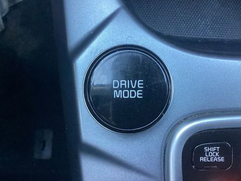 Certified 2023 Kia Seltos LX image 26