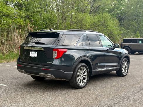 Certified 2023 Ford Explorer XLT w/ Equipment Group 202A AWD/4WD image 6
