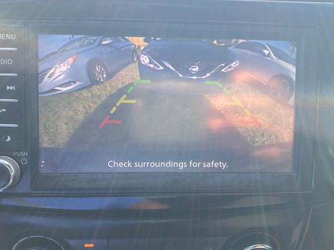 Used 2019 Nissan Sentra S FWD image 3