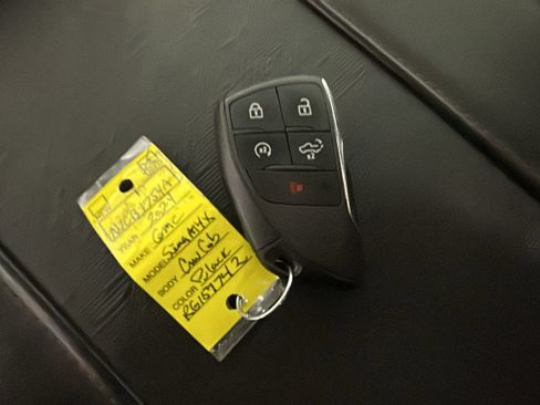 Used 2024 GMC Sierra 1500 AT4X AWD/4WD image 25