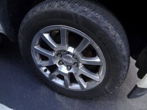 Used 2015 GMC Sierra 1500 Denali w/ Driver Alert Package image 15