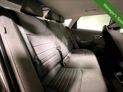 Used 2025 Kia K4 EX FWD image 33