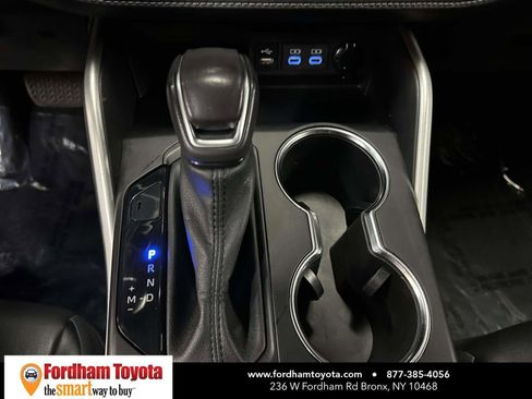 Used 2022 Toyota Highlander XLE image 29