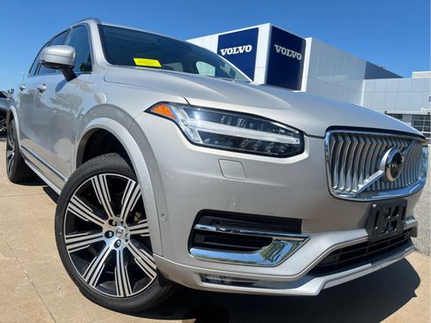 Used 2025 Volvo XC90 B6 Plus w/ Protection Package Premier AWD/4WD image 2