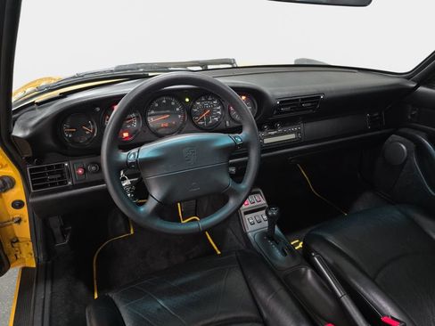 Used 1997 Porsche 911 Carrera RWD image 12
