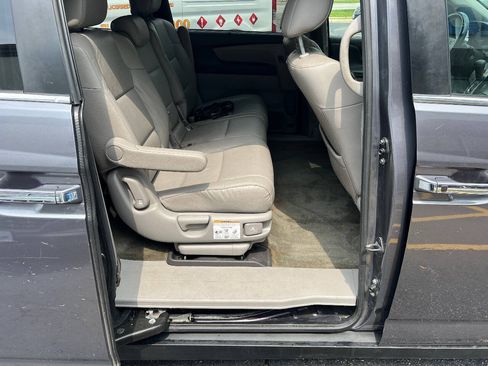 Used 2014 Honda Odyssey EX-L image 29